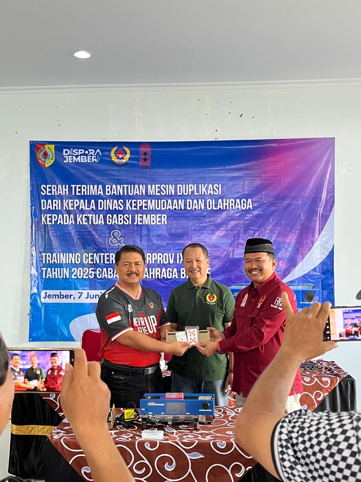 Foto Kosong
